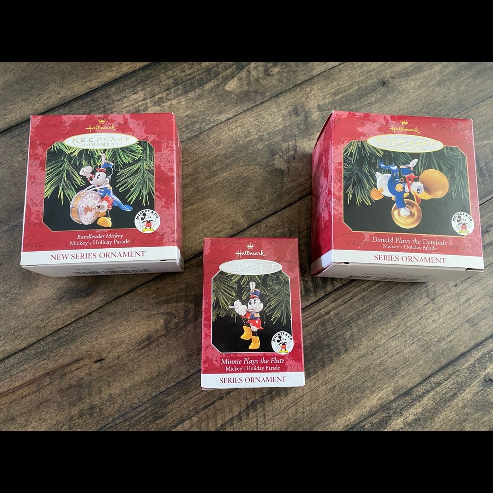 Hallmark Disney Keepsake Ornament- Mickeys Parade